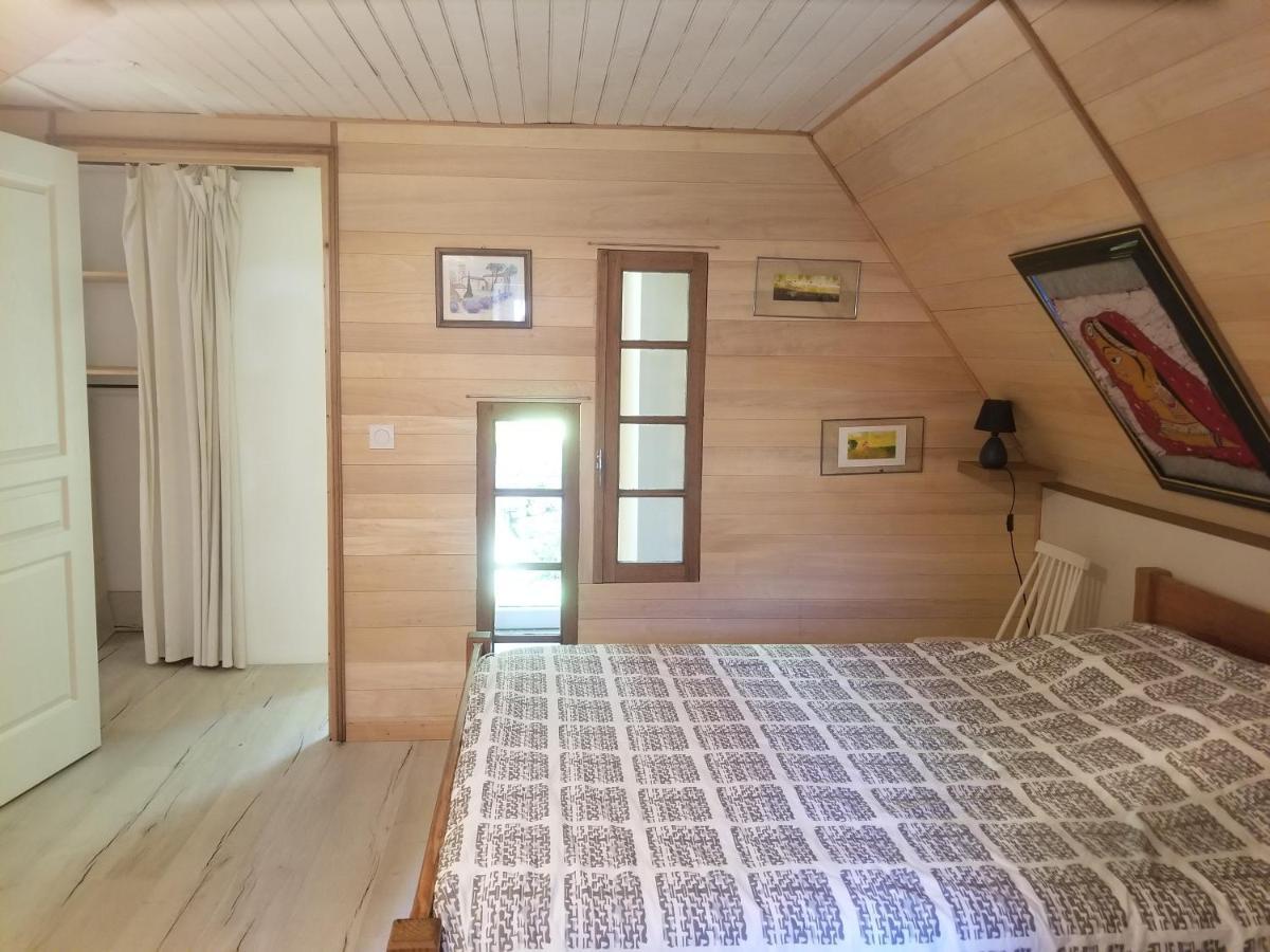 Maisonnette Dans Un Ecrin De Pierre Et De Verdure * Cabrerets