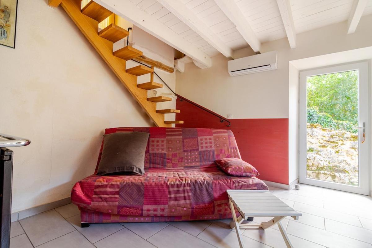 Hébergement de vacances Maisonnette Dans Un Ecrin De Pierre Et De Verdure